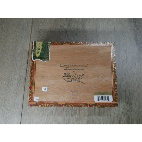 Flor de las Anitllas Sun Grown - My Father Cigars Box - Picture 5 of 6